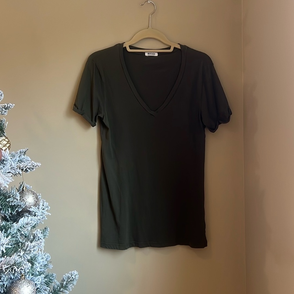 LA Made Green V Neck Short Sleeve Tee